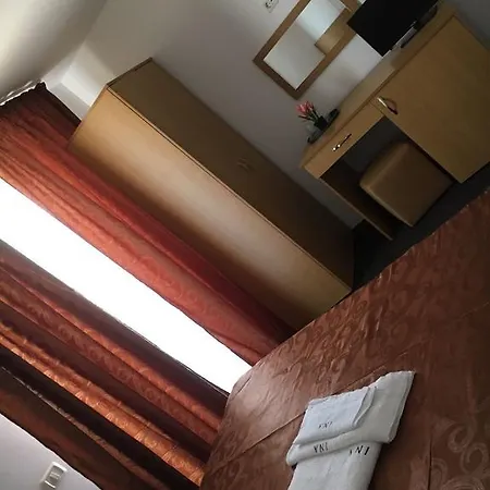 Gasthuis Casa Ina 3*