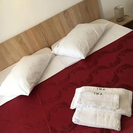 Casa Ina Gasthuis 3*